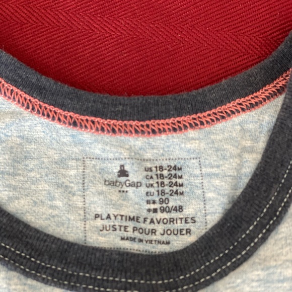 Outfit - Picture 4 of 9